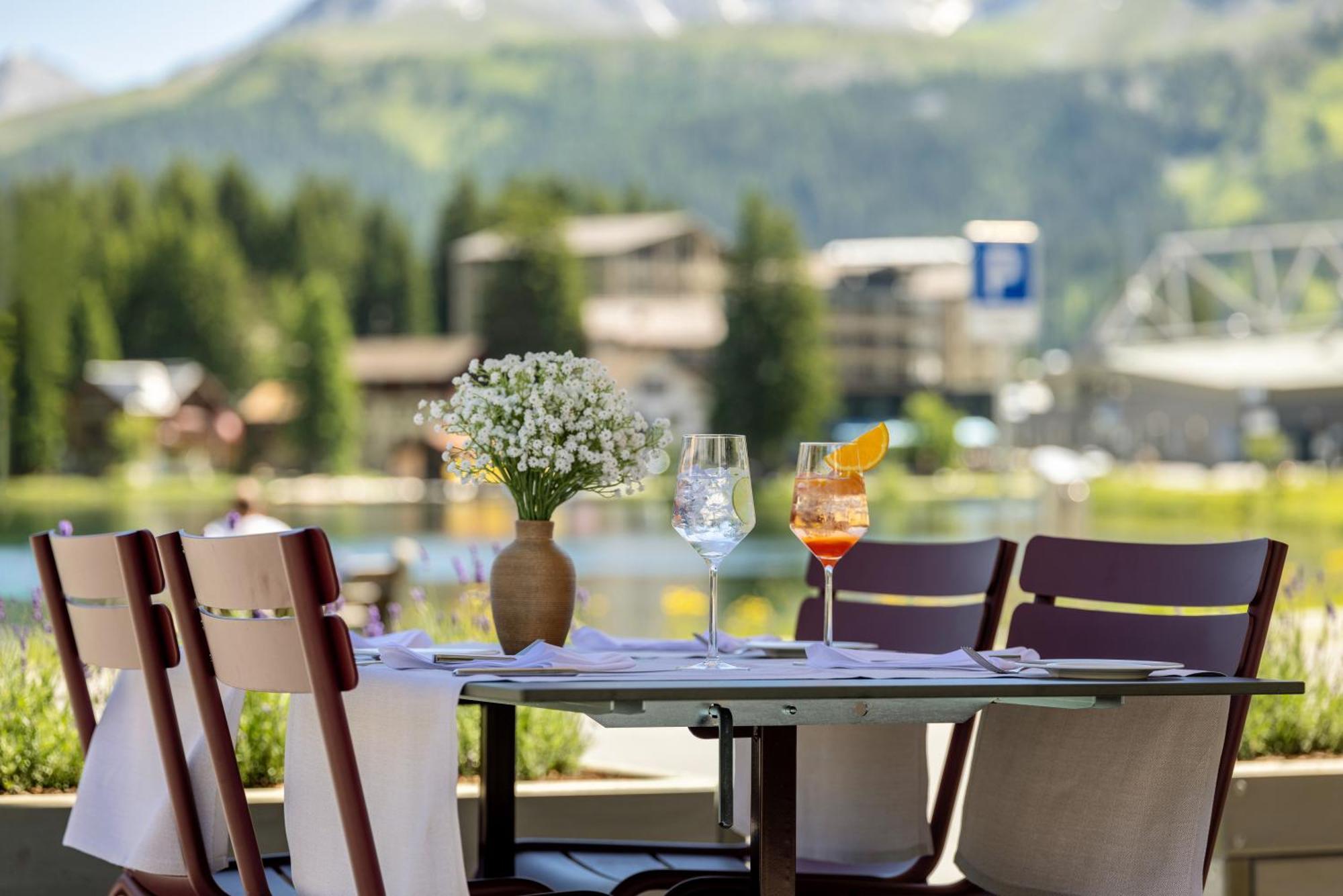 Postresidenz Am See อาโรซา ภายนอก รูปภาพ